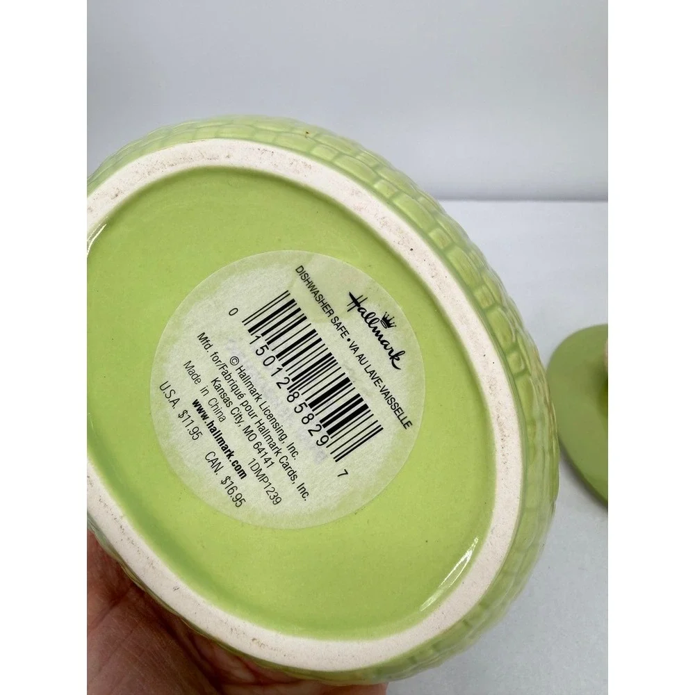 Hallmark Candy Dish Bunny Rabbit Topper Green Basketweave Spring Decor Easter
